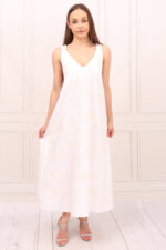 Biała bawełniana letnia haftowana sukienka letnia maxi