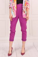 Fioletowe spodnie z gumą w pasie i kieszeniami