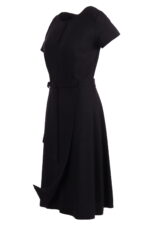 Sukienka czarna rozkloszowana z paskiem