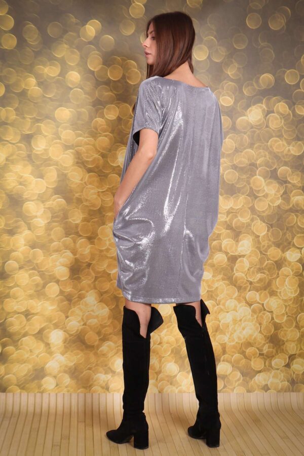 Sukienka Pamela srebrna błyszcząca oversize